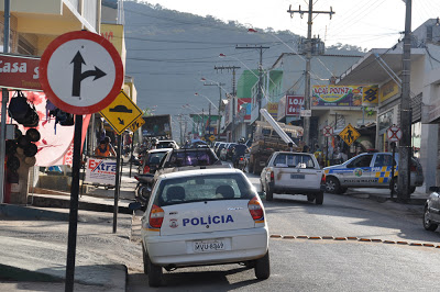 Em Campos Belos sinalização nas ruas dá maior segurança para pedestres e condutores