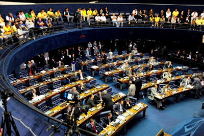 Senado autoriza concurso para 246 vagas: salários de até R$ 24 mil