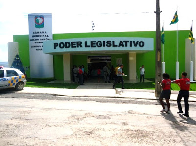 Câmara de Campos Belos aprova eleição direta para diretores de escolas