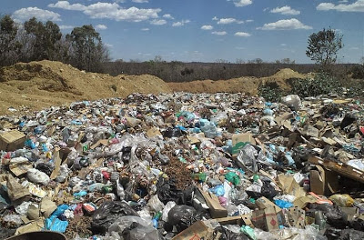 Lixão de Divinópolis coloca a vida de moradores em risco