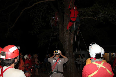 Sítio de cavernas no Parque Terra Ronca, em São Domingos, é palco de curso de Espeleo Resgate