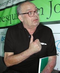 Para pensar, com o professor de jornalismo Nilson Lage