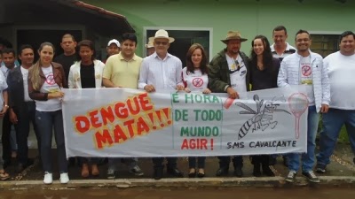 Agentes comunitários de Cavalcante faz campanha contra a dengue, com prefeito, vereadores e secretários