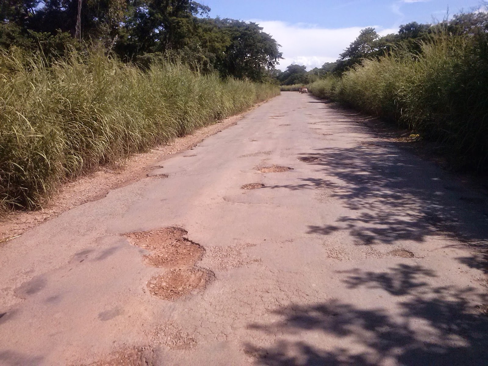 Estado precário da rodovia TO-110 faz moradores pedirem socorro