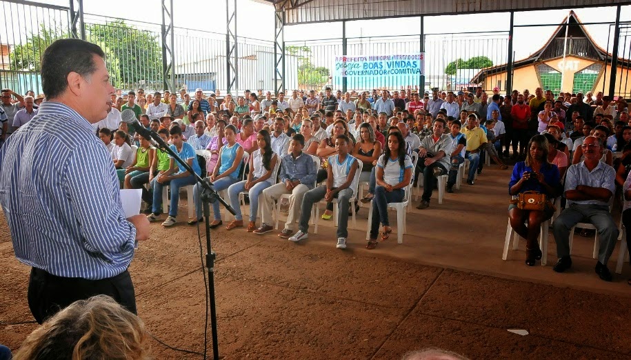 São Domingos recebe recursos para recuperar asfalto urbano