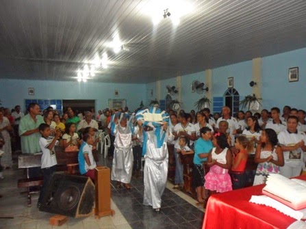 Fieis de Lavandeira festejam Nossa Senhora de Fátima