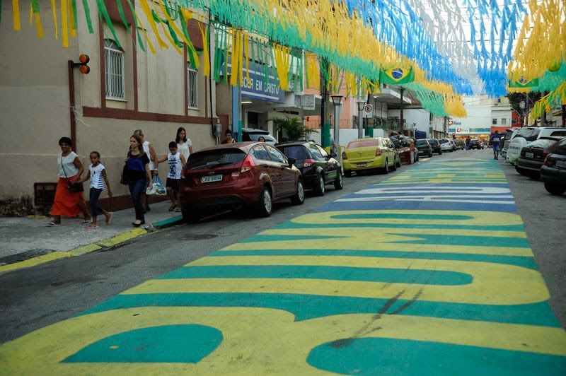 Espiral do silêncio: O contraditório silêncio verde e amarelo