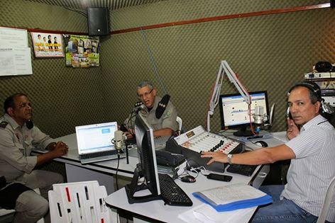 Comandante do 24º BPM, em entrevista à Rádio Cultura FM de Posse (GO), aconselha torcedores sobre exageros