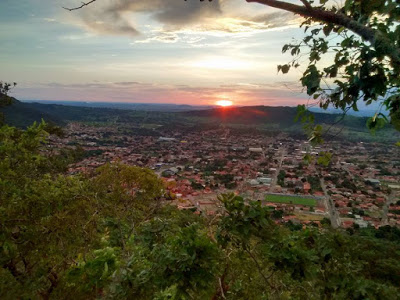Imagem do Dia: Campos Belos e o nascer do sol