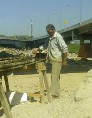 Aos Anos Pai Do Cantor Naldo Sobrevive Fabricando Lajes Negaria Mil Vezes Que Ele Meu