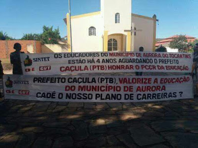 Áudio: professores de Aurora do Tocantins fazem protesto contra o prefeito Caçula