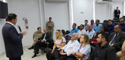 Prefeito de Campos Belos e prefeito de Divinópolis de Goiás participam de reunião com secretário de Segurança Pública do Estado