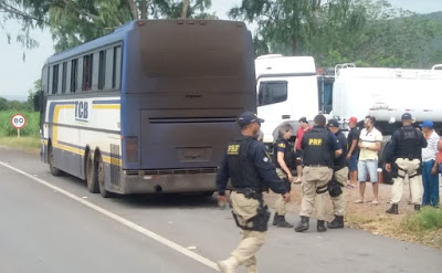 Alvorada do Norte: Cão da PRF encontra droga escondida dentro de mochila levada em ônibus interestadual