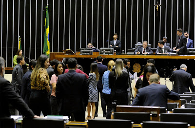 Poderes aos delegados de polícia: Câmara aprova projeto que agiliza adoção de medidas de proteção às mulheres