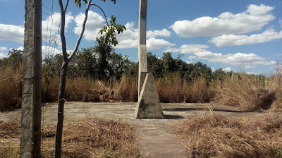 Monumento de Niemeyer limpo em Arraias (TO)