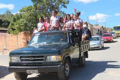 Campos Belos: Estudantes da rede estadual são recebidas com carreata pela vitória nos Jogos Estudantis 2019