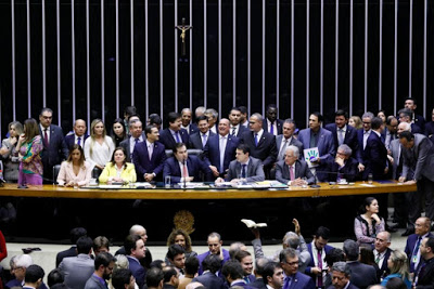 Câmara conclui votação da reforma da Previdência em 1º turno