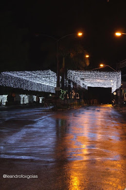 Bela decoração de Natal tem chamado a atenção em Campos Belos (GO)
