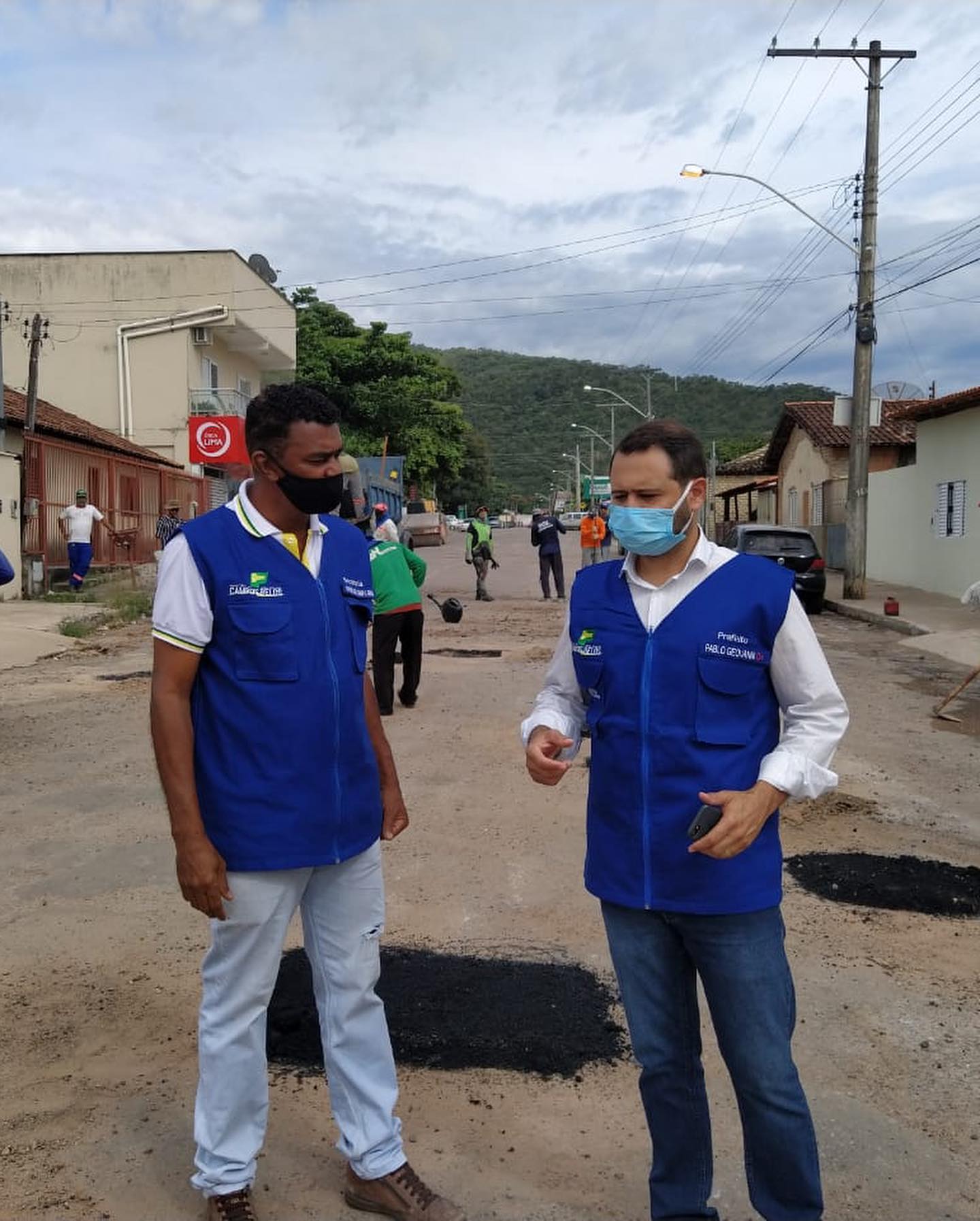 Prefeitura de Campos Belos (GO) inicia operação tapa-buraco, bastante aguardada pelos usuários