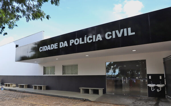 Carlesse vistoria instalações da Cidade da Polícia Civil do TO que abrigará unidades operacionais e laboratórios forense