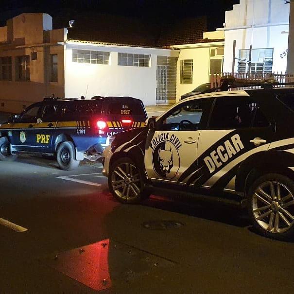 Forças policiais goianas cumprem novos mandados contra quadrilha suspeita de desviar cargas