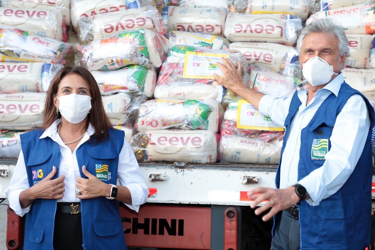 Governo de Goiás supera marca de 120 mil cestas básicas distribuídas em um mês de campanha