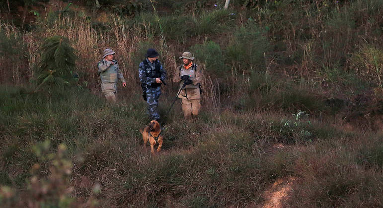 Lázaro monitorava ação policial com perfil em rede social