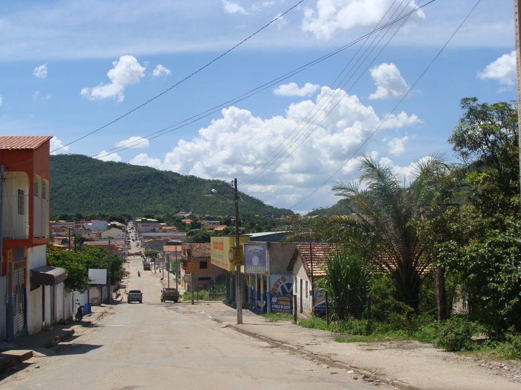 Idoso se mata após esfaquear ex-enteada, em Campos Belos (GO)