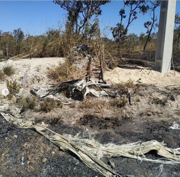 Cabos de energia se rompem e causam incêndio florestal em Campos Belos (GO)