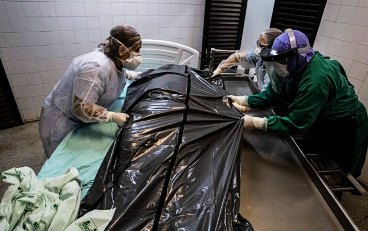 Variante Delta contamina 45 pessoas em hospital de Brasília. Três morrem