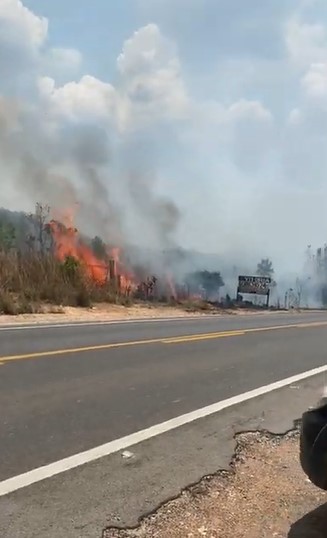 Fogo em Campos Belos (GO). Chamado por ajuda