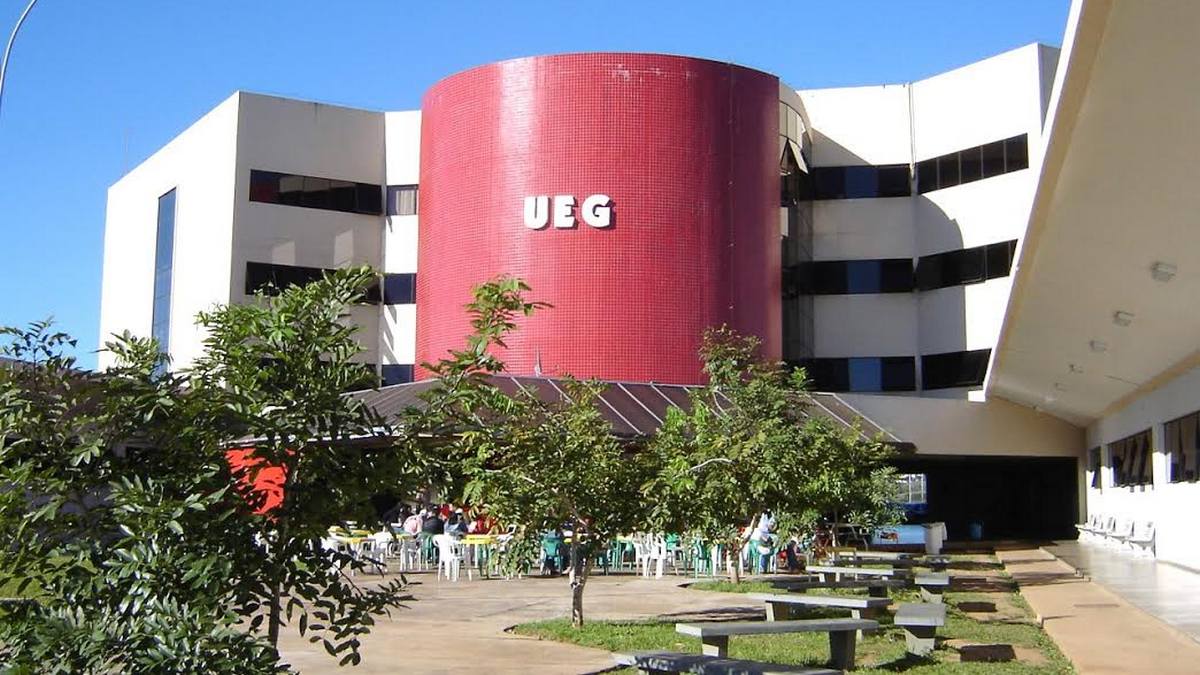 Aulas presenciais na UEG retornam em novembro