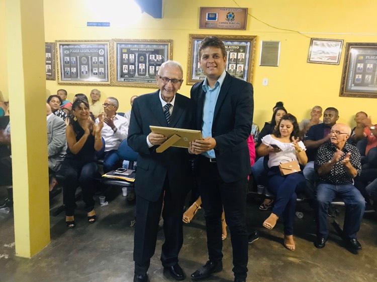 Prefeito de Monte Alegre de Goiás diz que vai fazer o cascalhamento da estrada do assentamento Marcos Lins Correa