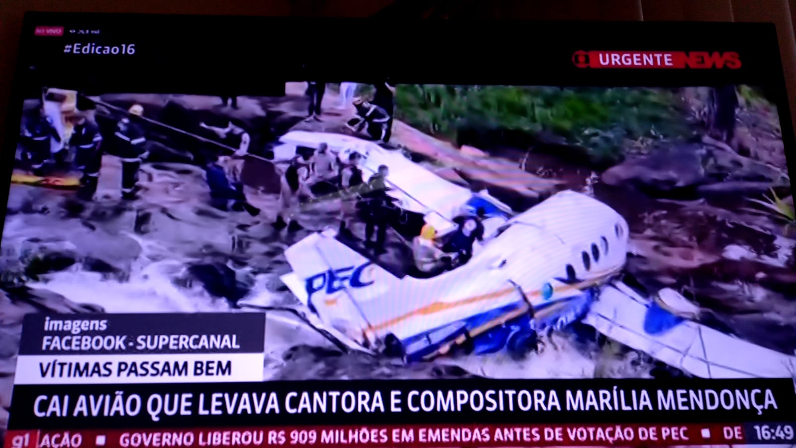 Urgente: avião de Marília Mendonça cai em Minas Gerais; todos os ocupantes estão mortos
