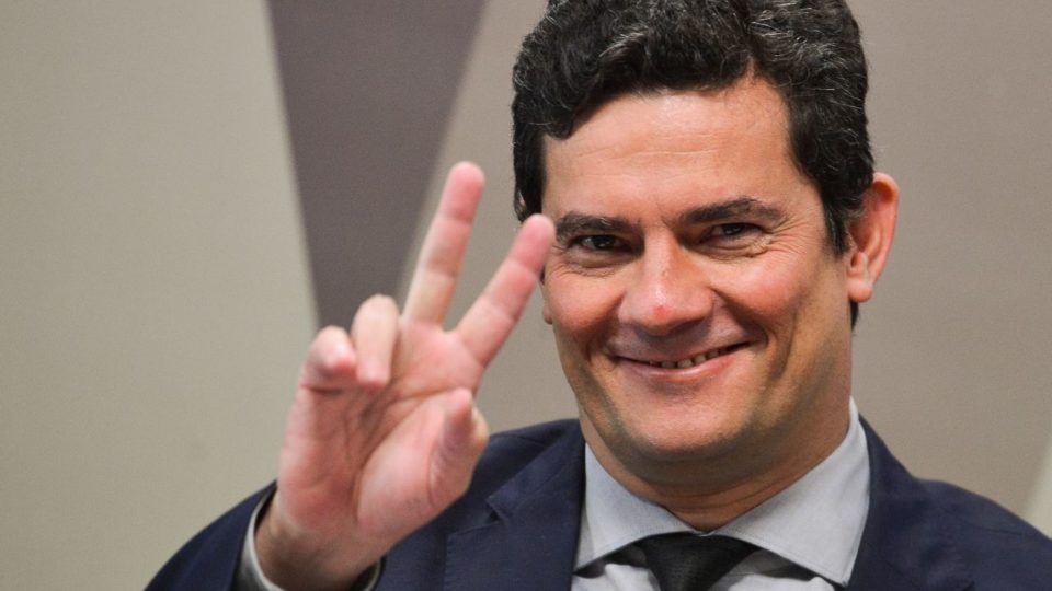 Busca por Moro cresce 900% após filiação e encosta em procura por Bolsonaro