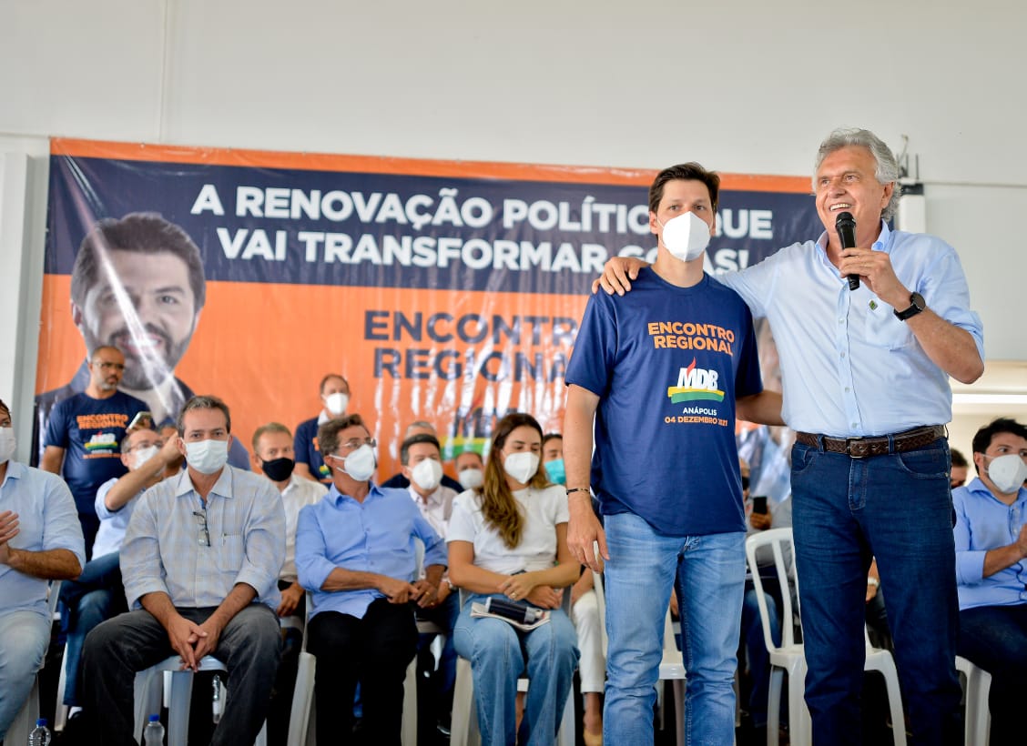 Caiado participa de encontro regional do MDB em Anápolis (GO), ao lado de Daniel Vilela