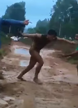 Selvageria: rapaz é laçado pelo pescoço e arrastado a cavalo em Alto Paraíso de Goiás