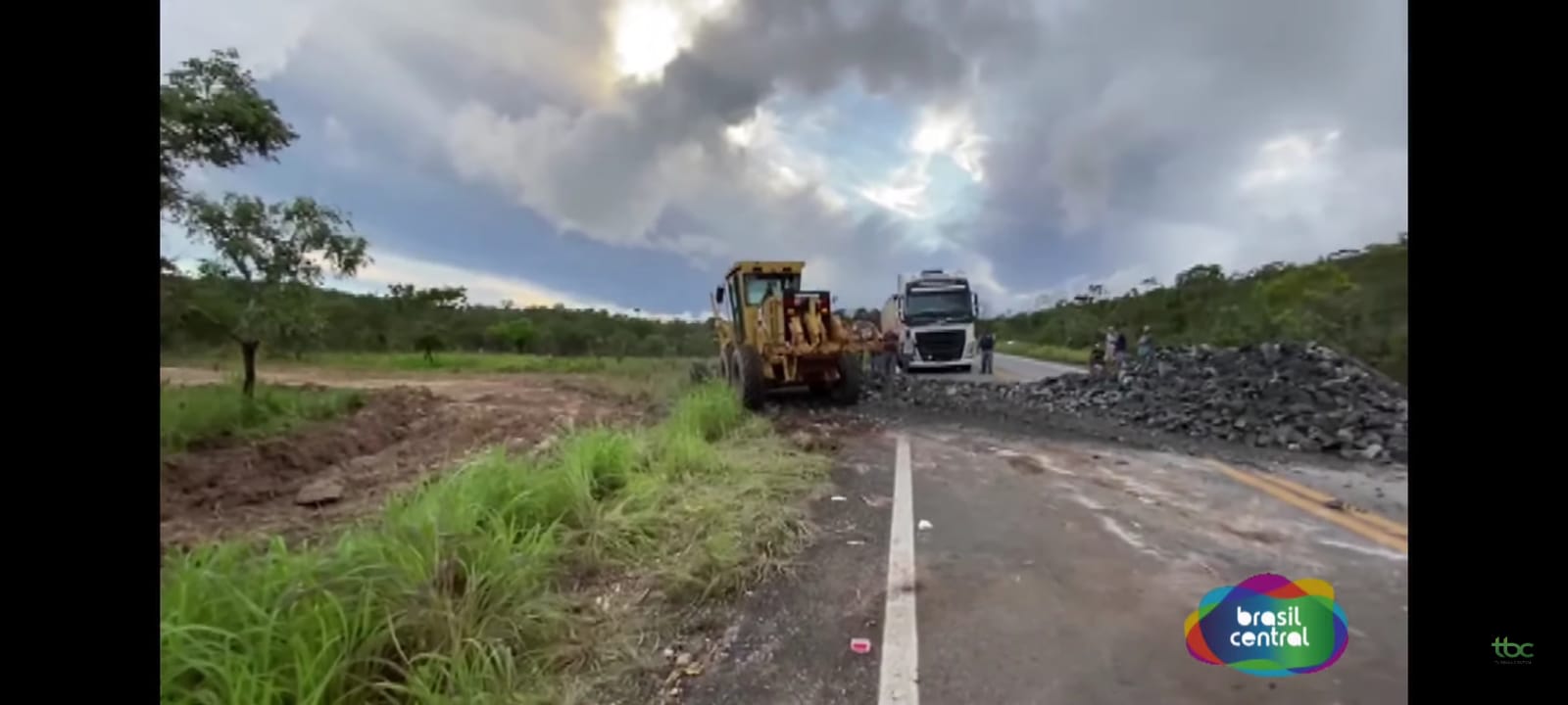 Trecho da GO-118 será liberado para carros pequenos no dia 7 de janeiro; para veículos pesados, em fevereiro