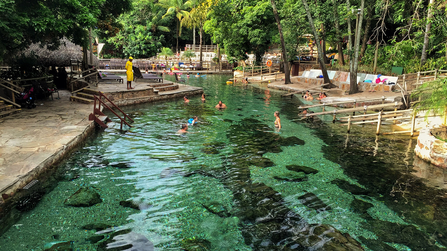 Rio Quente Resorts está com 150  vagas efetivas abertas