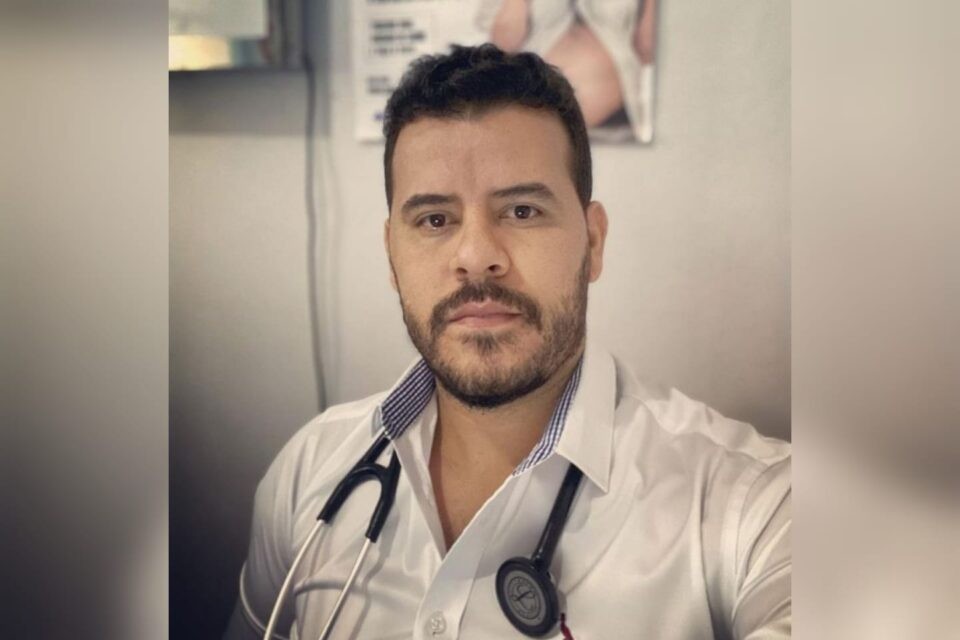 Médico de Cavalcante (GO) é solto; prefeito acompanha o profissional em Alto Paraíso