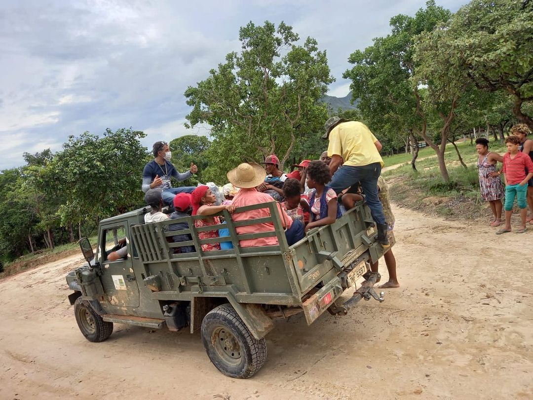 Força-tarefa do Governo de Goiás já levou 1,8 mil cestas básicas a famílias isoladas pelas chuvas