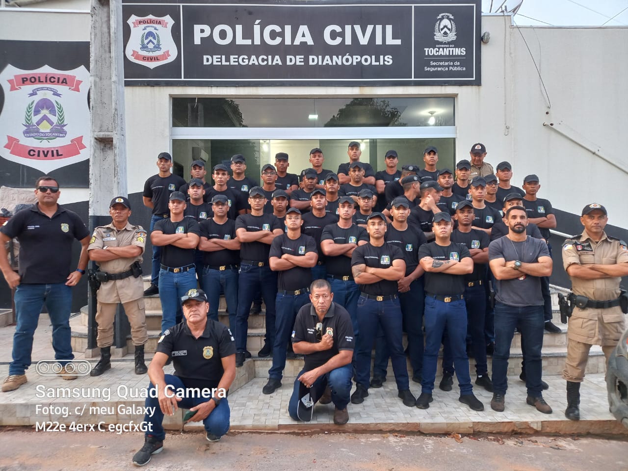 Policiais Civis da 8ª Delegacia Regional de Dianópolis ministram palestra a alunos-soldados do Curso de Formação da Polícia Militar   