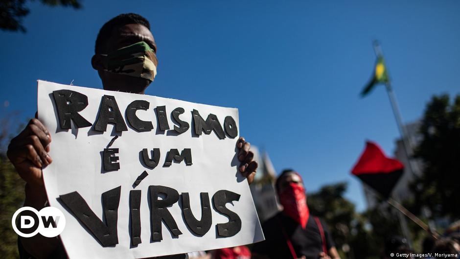 Preso homem que xingou segurança de “preto safado”, em Caldas Novas (GO)