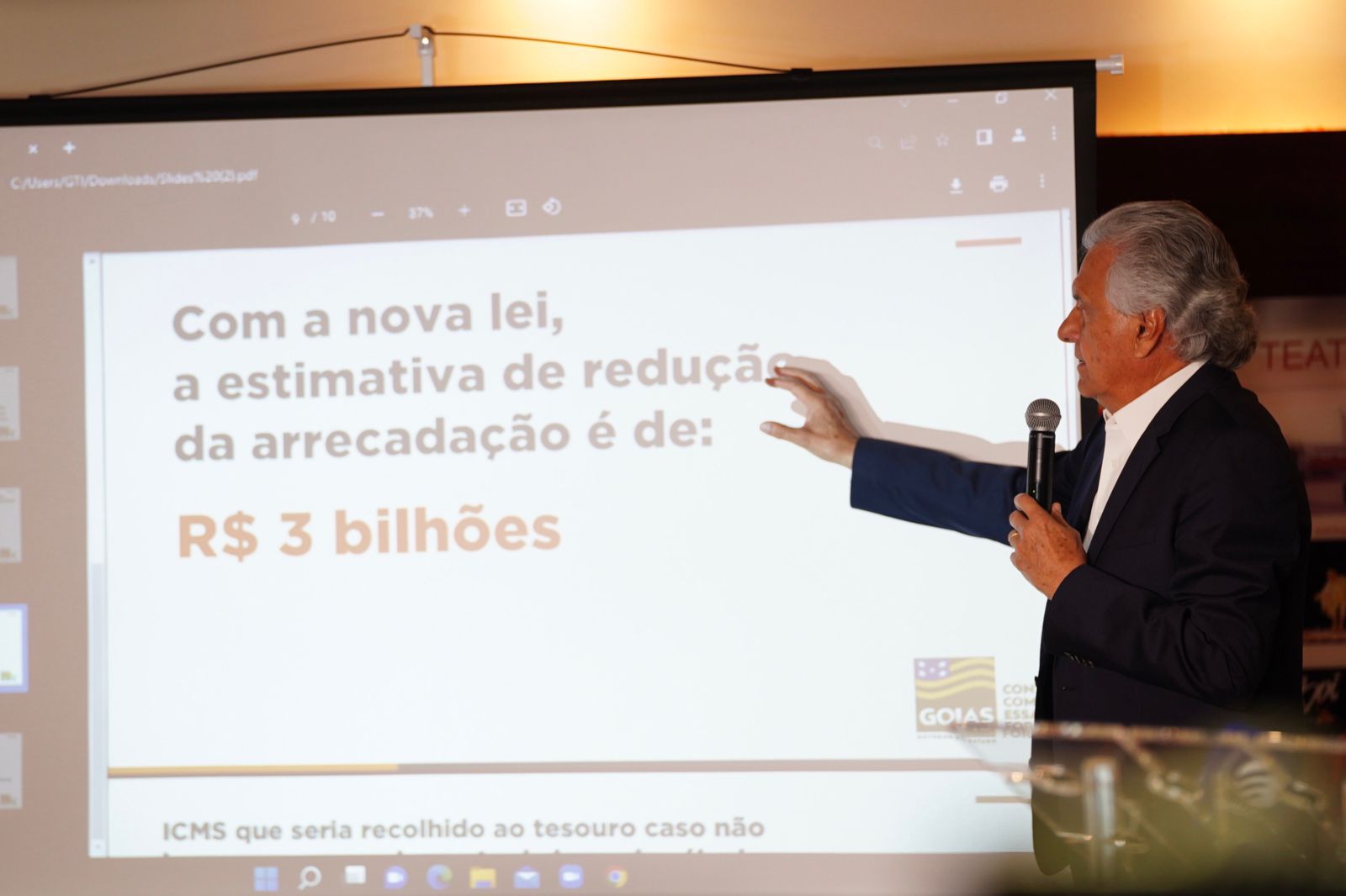 Goiás anuncia redução para 17% do ICMS e preço da gasolina deve cair R$ 0,85