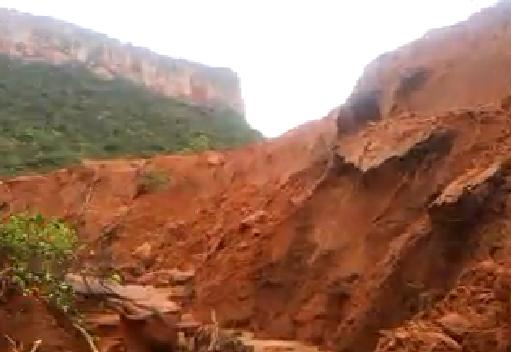 Novo desmoronamento da Serra Geral, agora em Taguatinga (TO), expõe ação predatória de produtores rurais