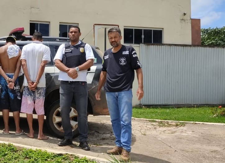 Em Campos Belos (GO), Polícia Civil prende ladrões de residência e apreende objetos furtados