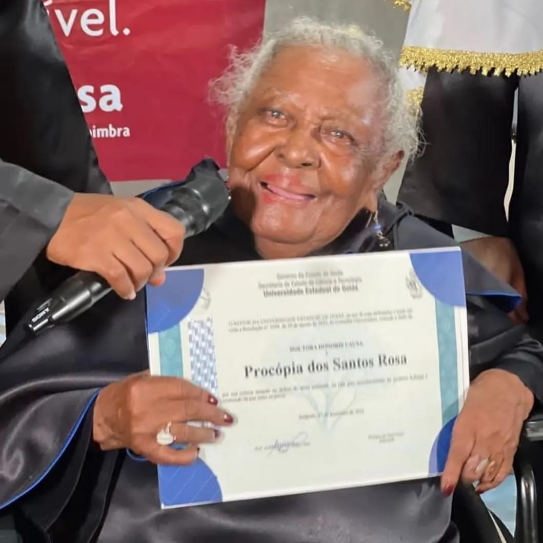 Solenidade nos Kalungas concede título de doutora honoris causa à Dona Procópia Rosa