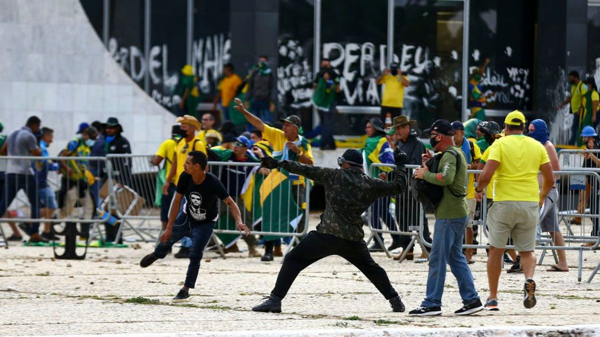 Cerca de 950 goianos participaram de atos terroristas em Brasília, diz PRF