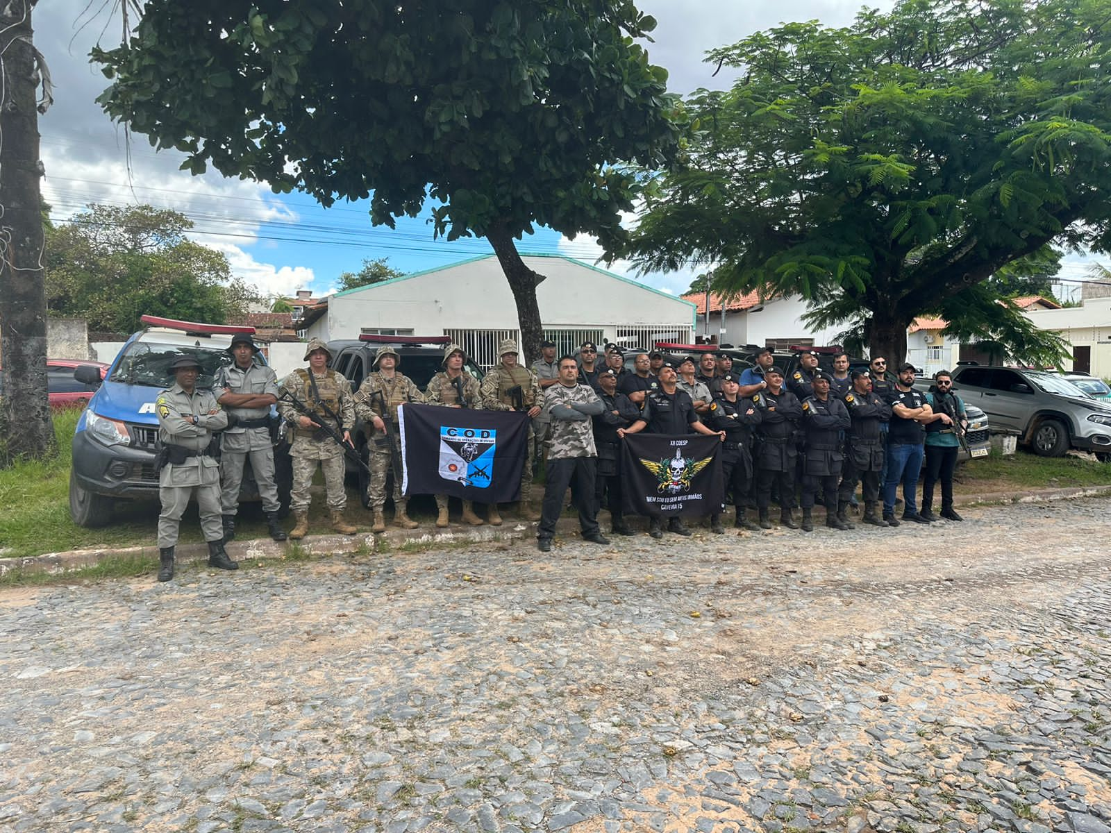 Dois foragidos de presídio morrem após confronto com a Polícia, em Posse (GO)