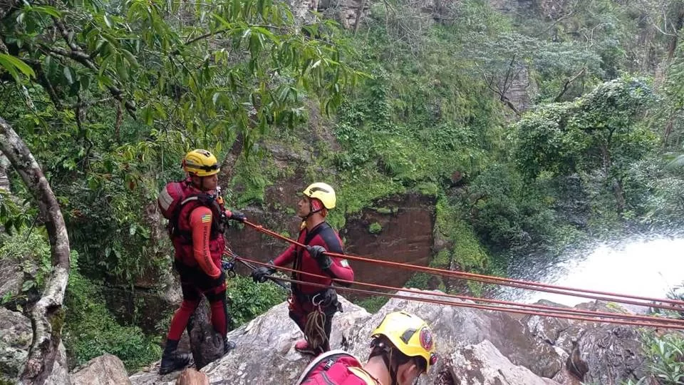 Bombeiros acham corpo de turista dos EUA que sumiu na Chapada dos Veadeiros